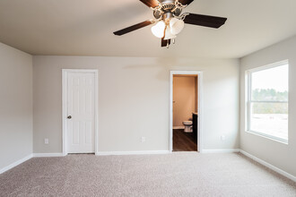 1049 Brookhaven Dr in Odenville, AL - Building Photo - Building Photo