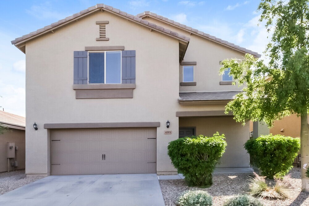4393 W Crescent Rd in Queen Creek, AZ - Building Photo