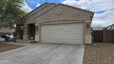 8012 S 70th Dr in Phoenix, AZ - Building Photo - Building Photo