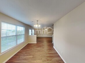 111 Dreville Dr in La Vergne, TN - Building Photo - Building Photo
