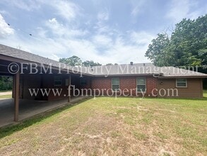 319 McEntire Rd in Trinidad, TX - Building Photo - Building Photo
