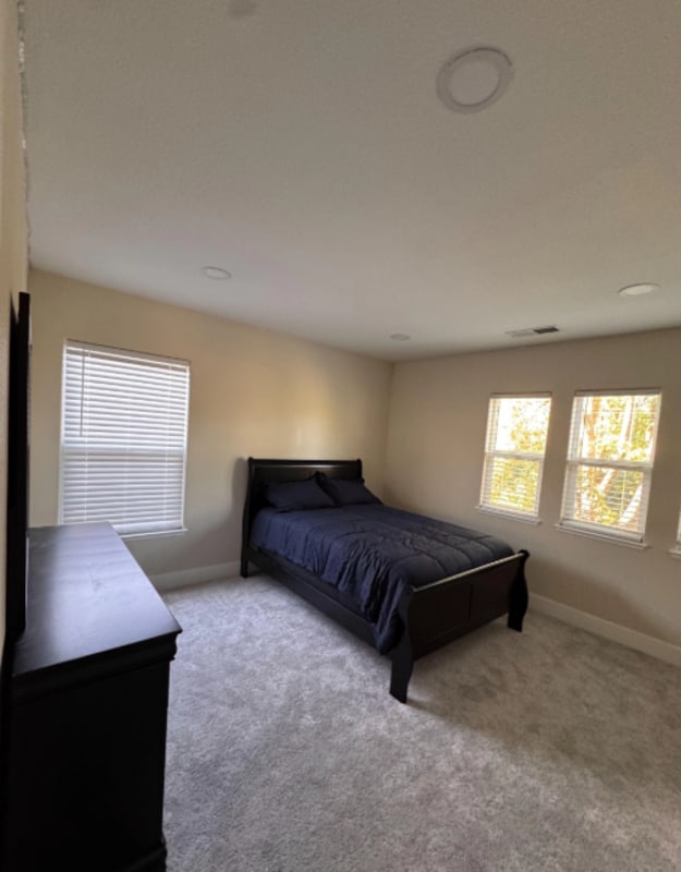 660 Greg Thatch Cir in Sacramento, CA - Building Photo - Building Photo