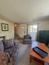 254 Van Ness Ave in Ashland, OR - Building Photo - Building Photo
