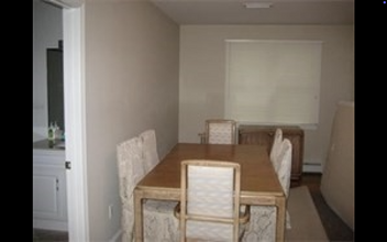 25 Redwood Rd, Unit #G in Newton, MA - Building Photo - Building Photo