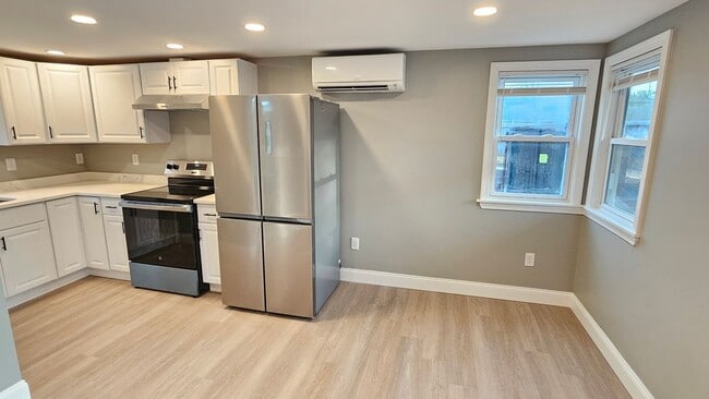 825 Scenic Hwy in Bourne, MA - Building Photo - Building Photo