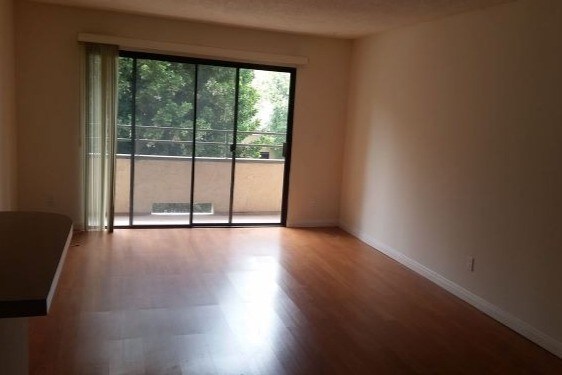 465 Oak St in Glendale, CA - Building Photo