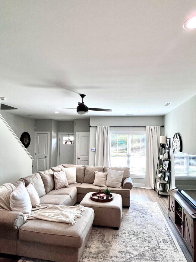 96 Sunburst Villa Dr Rentals in Evington, VA