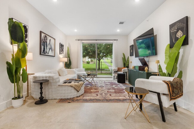 7522 1/2 West Slaughter Lane-SI FL1-ID1537453P, Unit SI FL1-ID1537453P