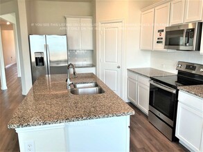 605 Fitzroy Ln in Fate, TX - Building Photo - Building Photo