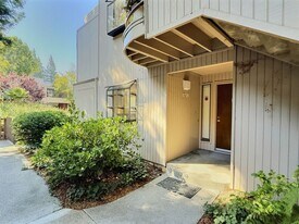 928 Wright Ave in Mountain View, CA - Building Photo