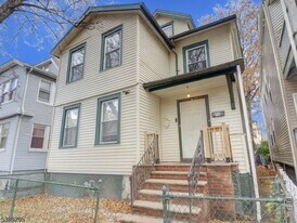 258 Amherst St, Unit 2nd Floor Rental Unit in East Orange, NJ - Building Photo