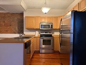 27 Court St, Unit 6 in Binghamton, NY - Building Photo - Building Photo