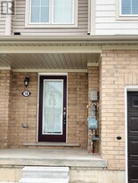 18 Longboat Run W in Brantford, ON - Building Photo