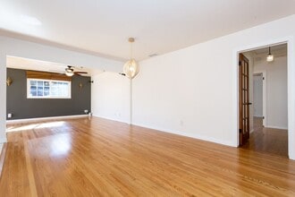 4951 Greenbrier Ave in San Diego, CA - Building Photo - Building Photo