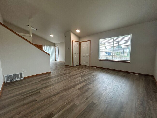 7815 Deschutes Dr in Pasco, WA - Building Photo - Building Photo