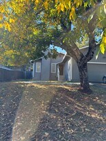 9385 Pawnee Trail in Kelseyville, CA - Building Photo