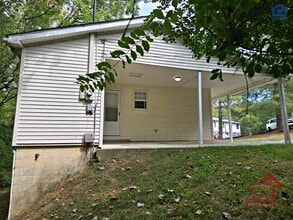 1986 Bouton Bend in Cookeville, TN - Foto de edificio - Building Photo