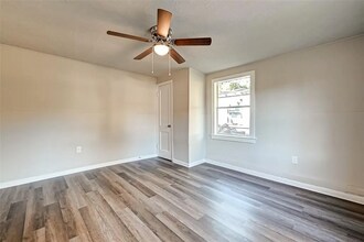 515 Bluebonnet Dr in La Marque, TX - Building Photo - Building Photo