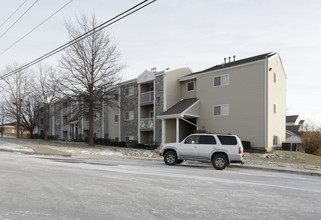 Northpark Place Apartments in Kansas City, MO - Building Photo - Building Photo