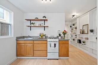 764 59th St in Oakland, CA - Building Photo - Building Photo