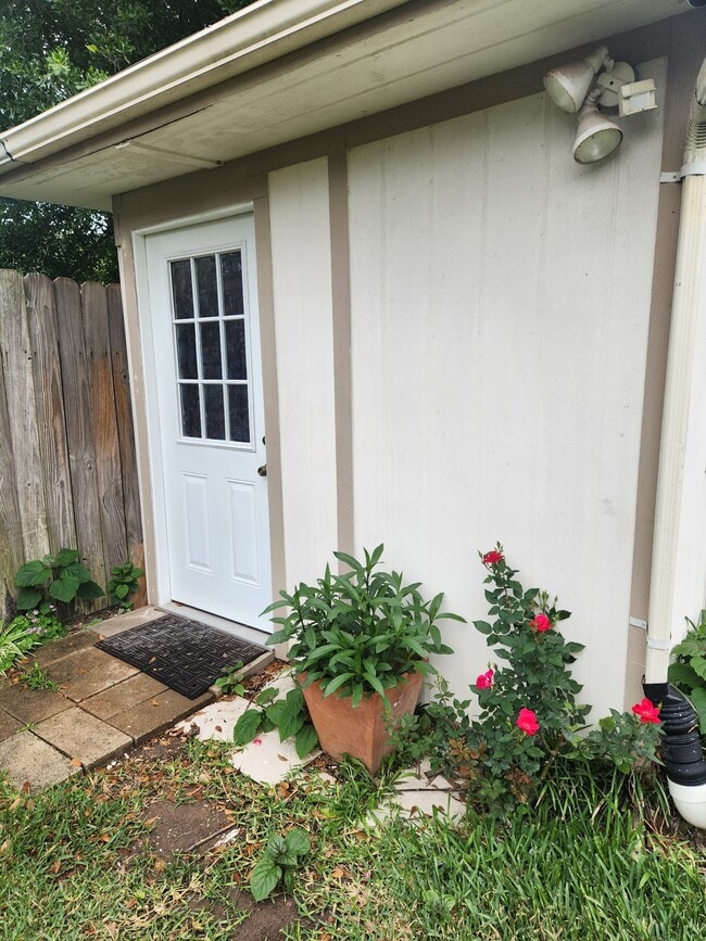 property at 3061 Walnut Springs Dr