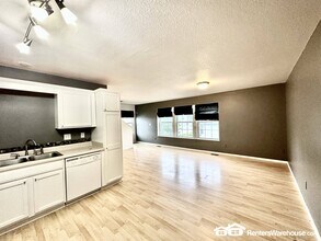 1250 SE Village View Ln in Ankeny, IA - Building Photo - Building Photo