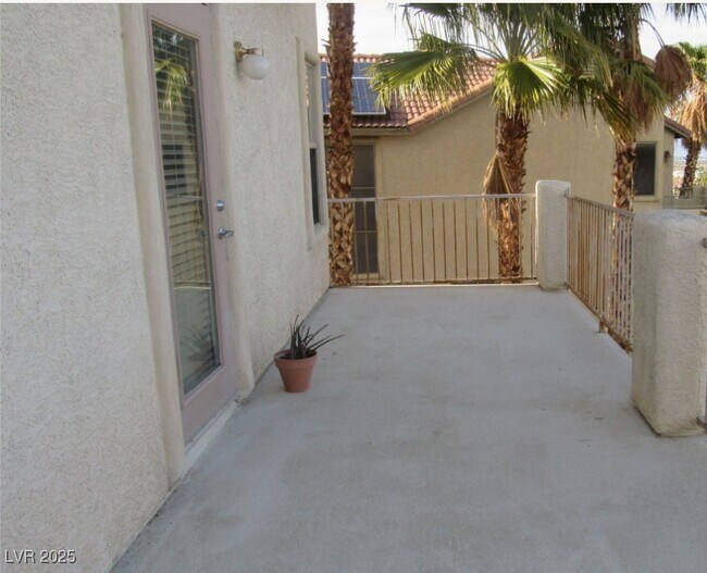 3044 Andretti Ln in Henderson, NV - Building Photo - Building Photo