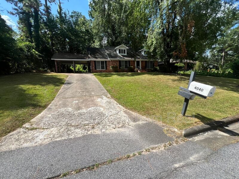 4040 Countryside Dr in Columbus, GA - Building Photo