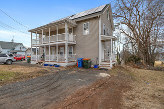 9 Summit St in Meriden, CT - Building Photo - Building Photo