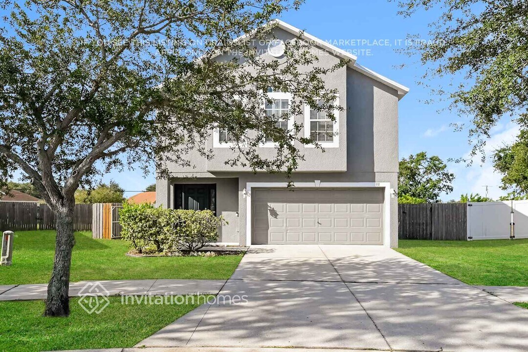931 Brenton Leaf Dr in Ruskin, FL - Building Photo