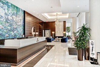 301 S Broad St in Philadelphia, PA - Building Photo - Building Photo