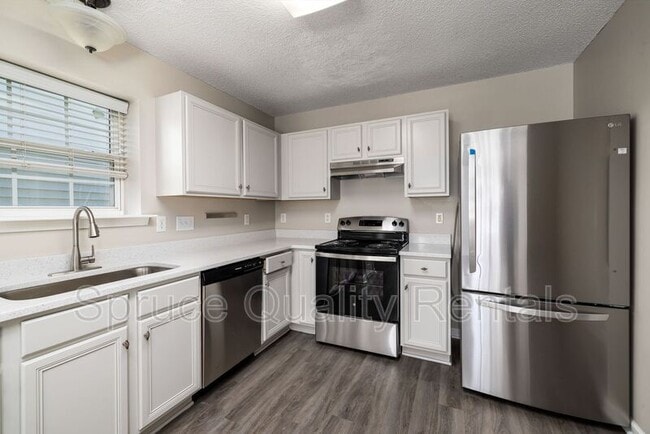 3 Kingfisher Way in Durham, NC - Building Photo - Building Photo