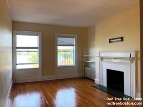470 Beacon St, Unit 8 in Boston, MA - Foto de edificio - Building Photo