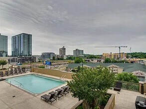 1510 Demonbreun St in Nashville, TN - Building Photo - Building Photo