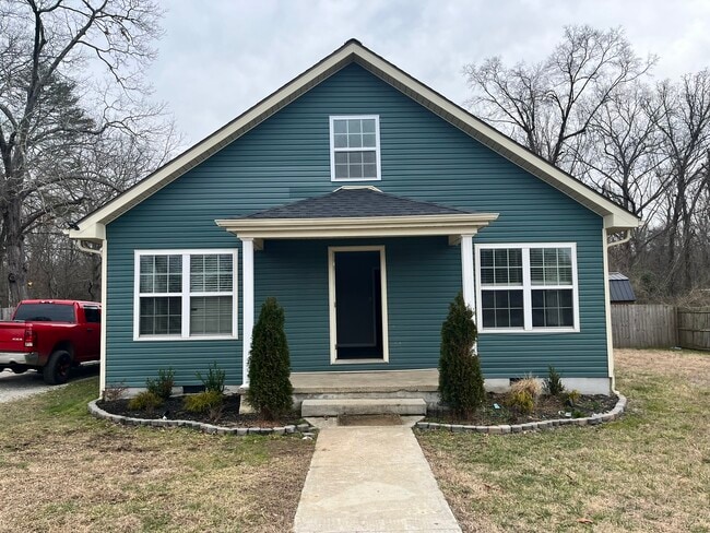 3574 New Manchester Hwy in Tullahoma, TN - Building Photo - Building Photo