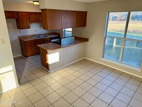 6050 Somerset Dr in Horn Lake, MS - Building Photo - Building Photo