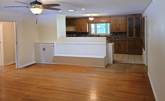 property at 3118 10th Ave