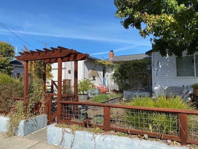 27 Vallejo St in Petaluma, CA - Building Photo - Building Photo