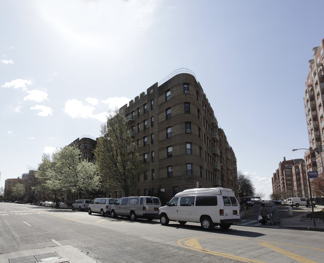 1120 Brighton Beach Avenue in Brooklyn, NY - Building Photo - Building Photo