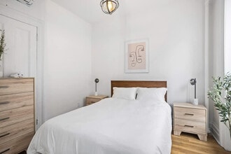 257 W 19th St in New York, NY - Building Photo - Building Photo