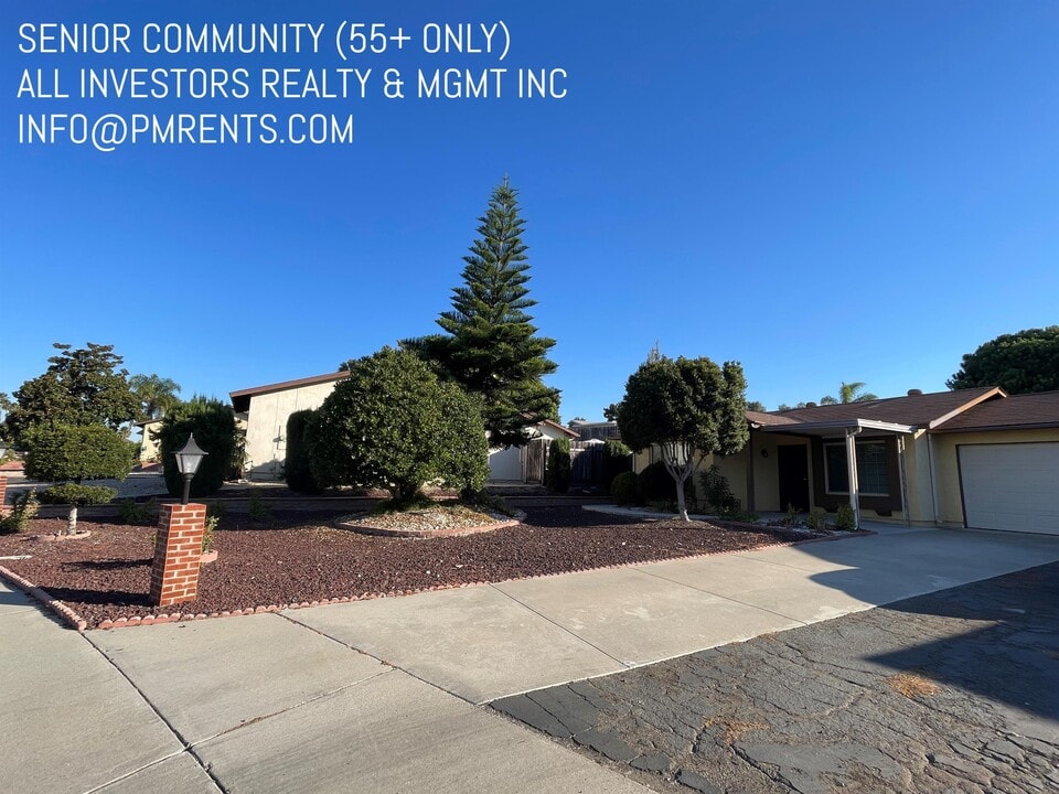 1428 Panorama Ridge Rd in Oceanside, CA - Building Photo