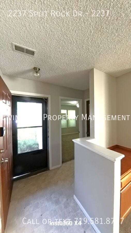 2237 Split Rock Dr in Colorado Springs, CO - Building Photo - Building Photo