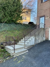 235 Vista Dr in Easton, PA - Building Photo - Building Photo