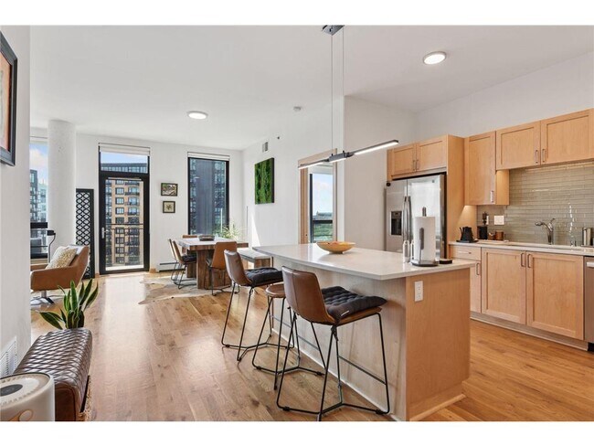 property at 1240 S 2nd St