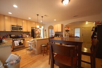 4406 Bennett Ave in Austin, TX - Building Photo - Building Photo