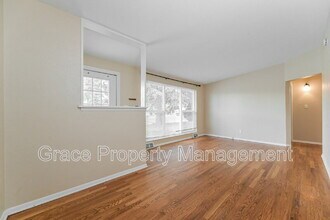 701 S Simms St in Lakewood, CO - Building Photo - Building Photo