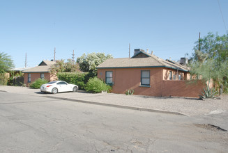 1000-1010 E Water St in Tucson, AZ - Foto de edificio - Building Photo