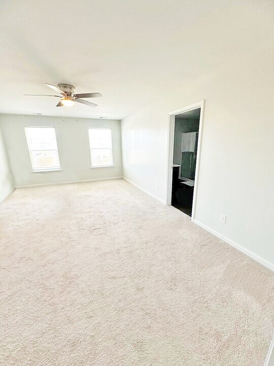 163 Hogan Dr in Richmond Hill, GA - Building Photo