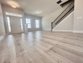 714 Kinzer Ave in Carmel, IN - Building Photo - Building Photo