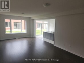 69 Durham Ave in Barrie, ON - Building Photo - Building Photo